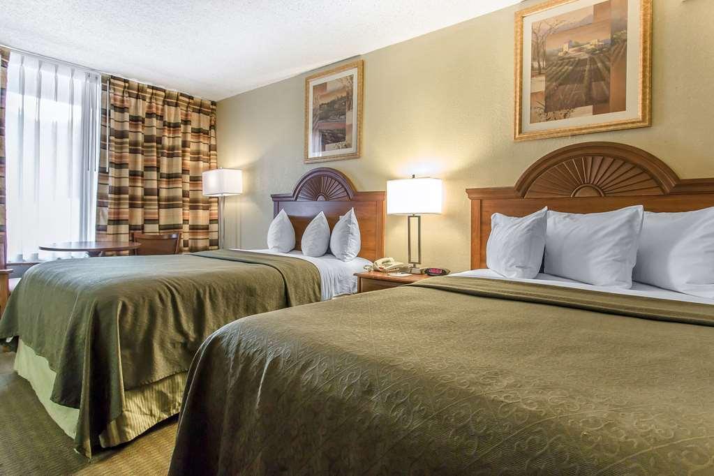 Rodeway Inn Lawton Phòng bức ảnh